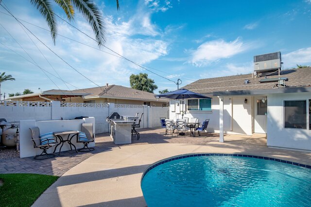 デザート オアシス リトリート プール スパ カシータ