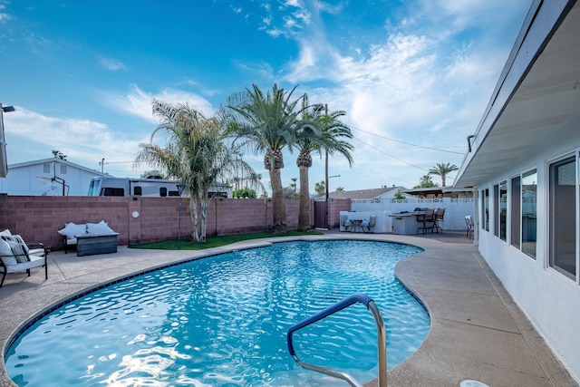 デザート オアシス リトリート プール スパ カシータ