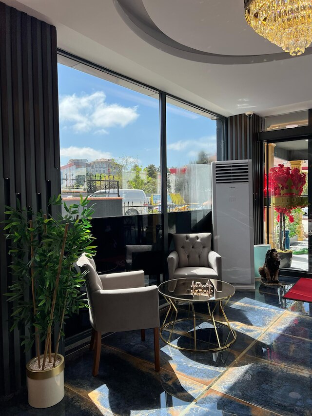 シティ ナイト ホテルズ ウムラニエ