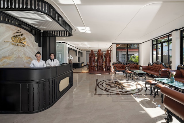 ELC ブティック ホイアン ホテル