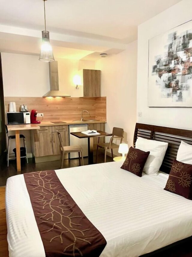 バイオナコア レジデンス