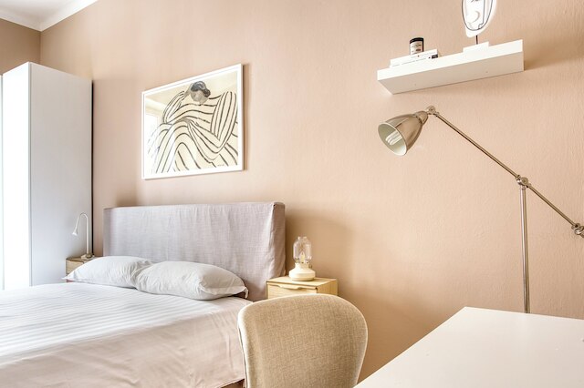 シック フラット イン ザ センター