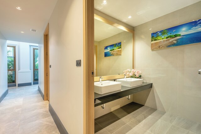 A.Z. サンライズ リゾート & フィットネス クラブ