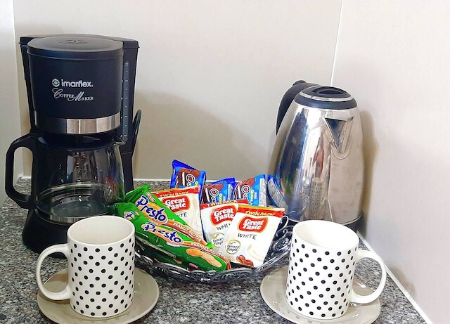 2ベッドルーム ユニット アット アスマラ ニア セント ルークス メディカル センター