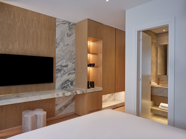 Nur City Suites = ヌル シティ スイーツ