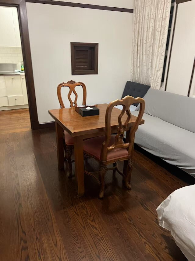 4 ダブル 2 ソファ ベッド イン ア アパートメント