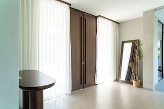 キレイナ モリ ヴィラ 6BR ウィズ ヒーテッド プール