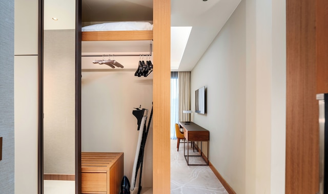 ポッシュ 2 ベッドルーム イン アドレス オペラ モール アクセス