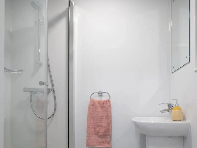 スチューデント オンリー アブレット ハウス