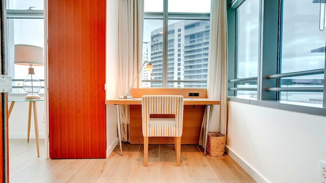 AKA マイアミ ブリッケル - レジデンス