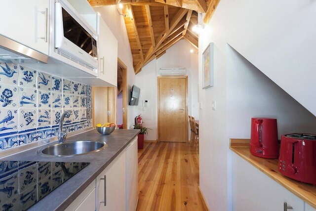 バイロ アルト ウドゥン トップ