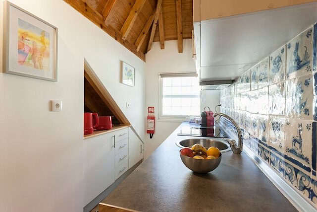 バイロ アルト ウドゥン トップ