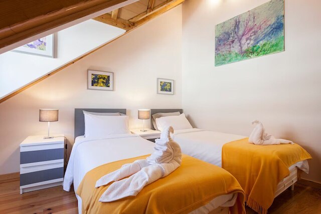 バイロ アルト ウドゥン トップ