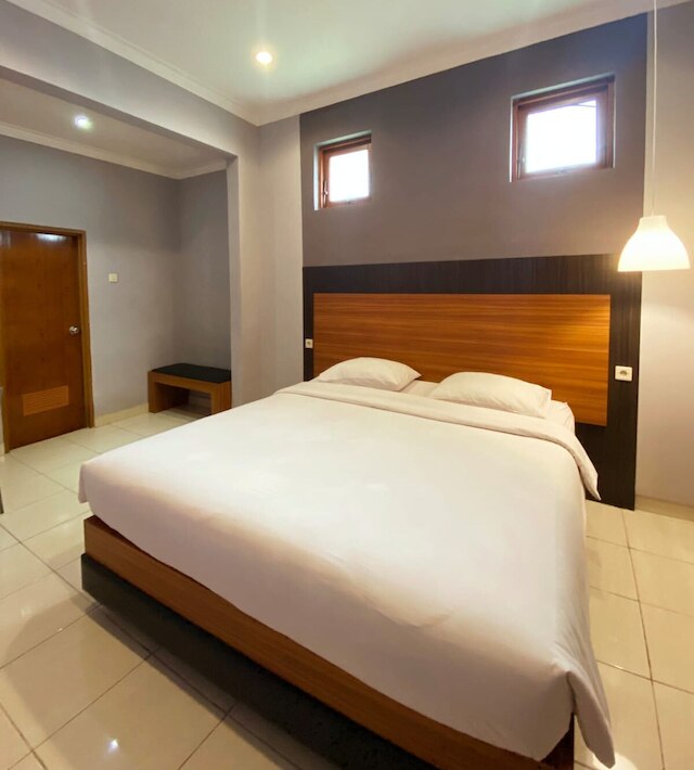 ピラトゥス オテル バンドン