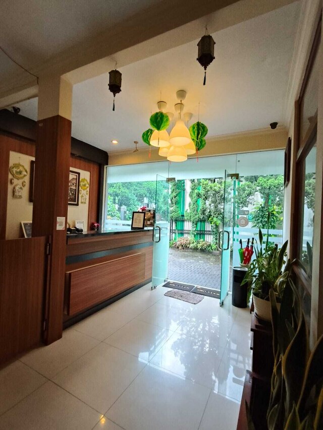 ピラトゥス オテル バンドン