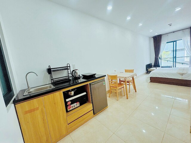 ルイ オティス アパートメント