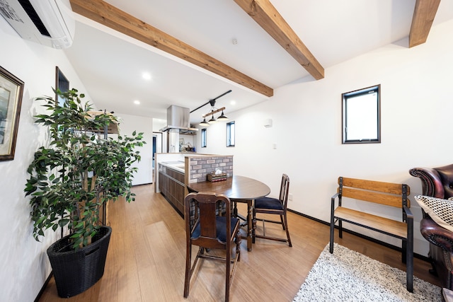 アンティークス岐阜駅東