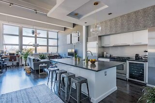 ベリー ロフト by ローブ ロフト ウィズ シェアード ジム ルーフトップ