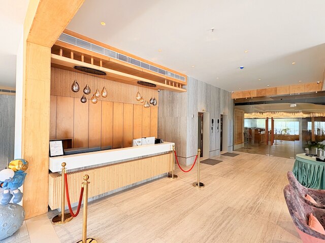 ザ パルテール - SG ハイウェイ アーメダバード