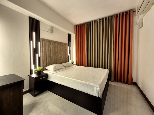 シロ アパートメンツ