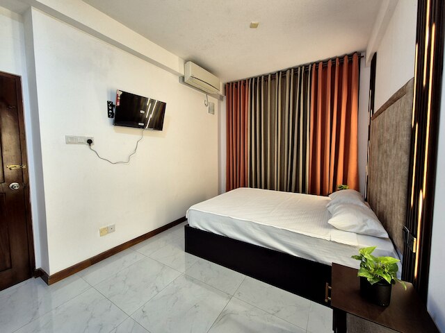 シロ アパートメンツ