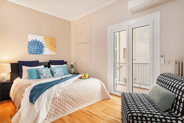 スタイリッシュ アパート ステップス フロム アクロポリス by GHH