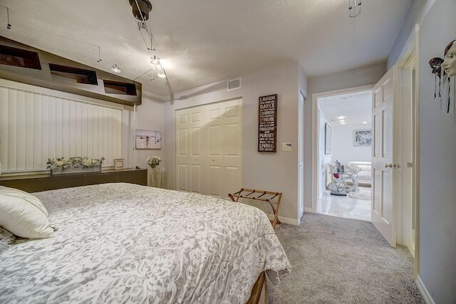 シャーウィン コンドミニアム 1801