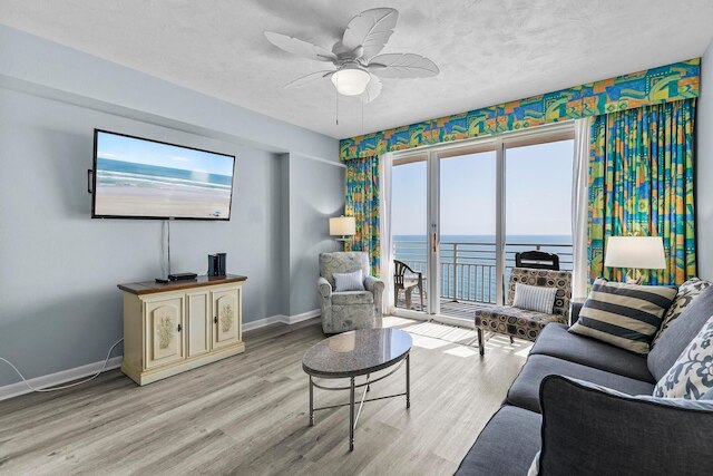 オーシャン ウォーク リゾート 1707