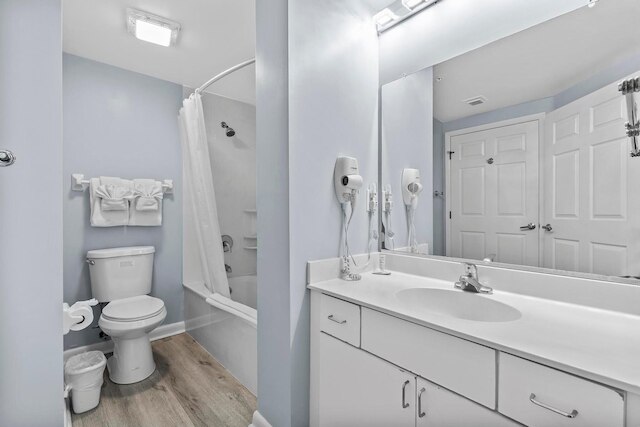 オーシャン ウォーク リゾート 1707