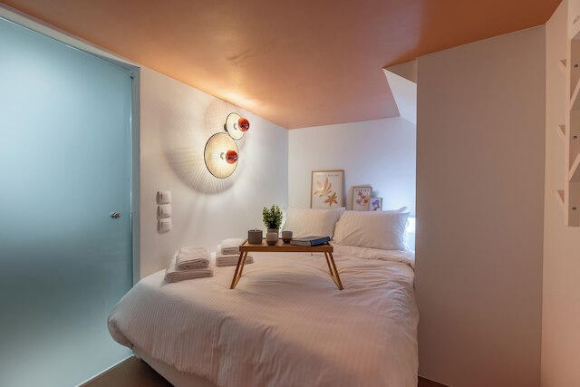 アテニアンネスト