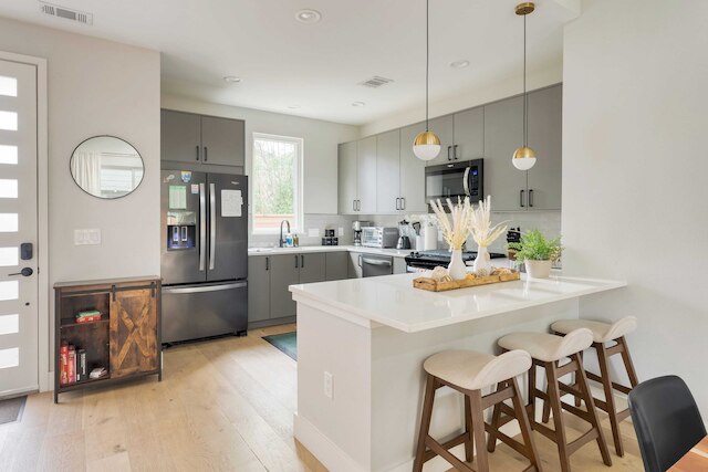 プライベート プール、ファイアピット、パティオ ステップス トゥ イースト オースティン ダイニング、ミュージック、アート、ミュラルズ