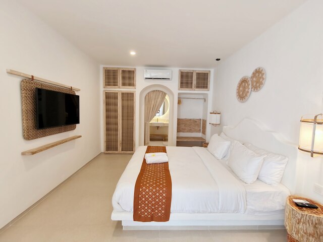 ヴィラ キラ ウルワツ