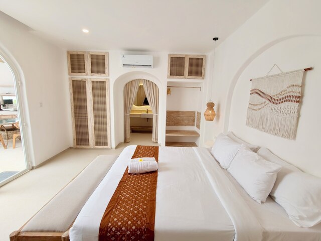 ヴィラ キラ ウルワツ