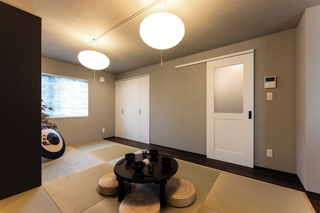 おやど紀伊国屋宝町