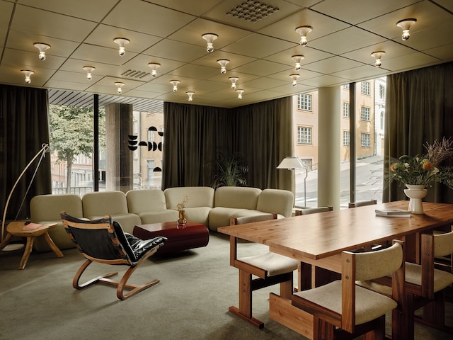 ボブ W ストックホルム ノルマルム