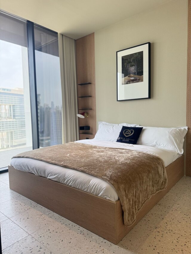 シンプリー コンフォート アップサイド リビング バージュ ビュー