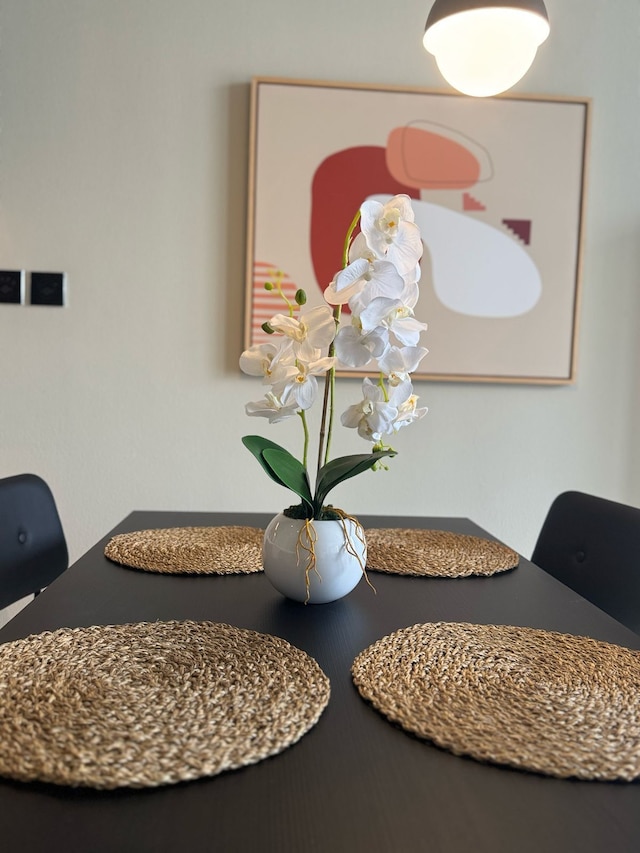 シンプリー コンフォート アップサイド リビング バージュ ビュー