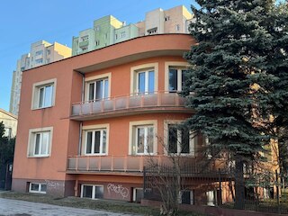 ホステル ハルモニア