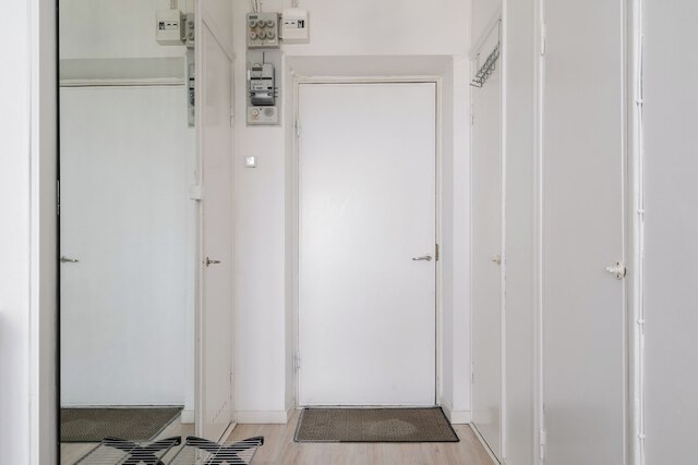 リノベーテッド トップ フロア スタジオ イン カリオ