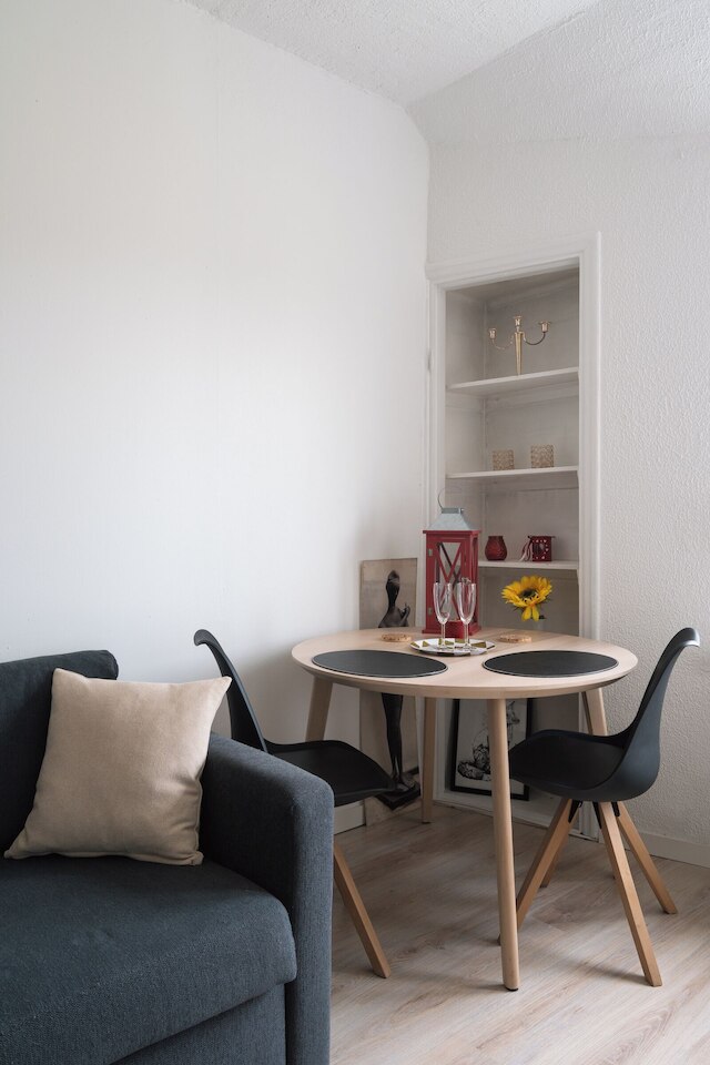 リノベーテッド トップ フロア スタジオ イン カリオ