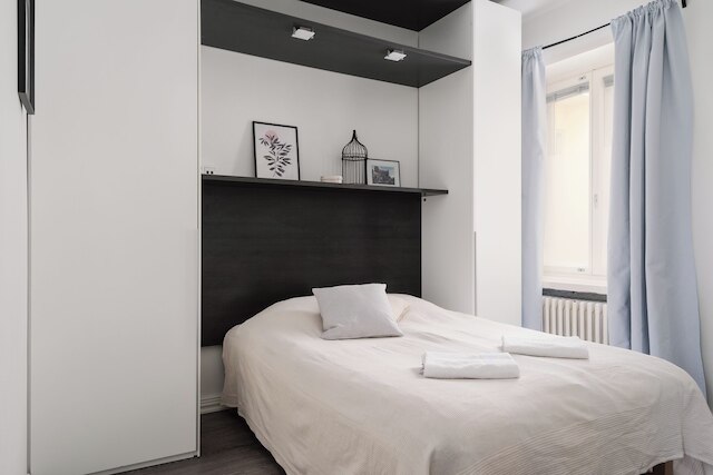 リノベーテッド トップ フロア スタジオ イン カリオ