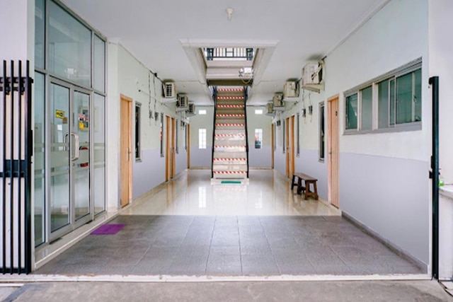 グリヤ サフィトリ シャリア