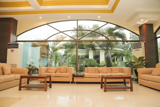 ボホール プラザ マウンテン リゾート アンド レストラン