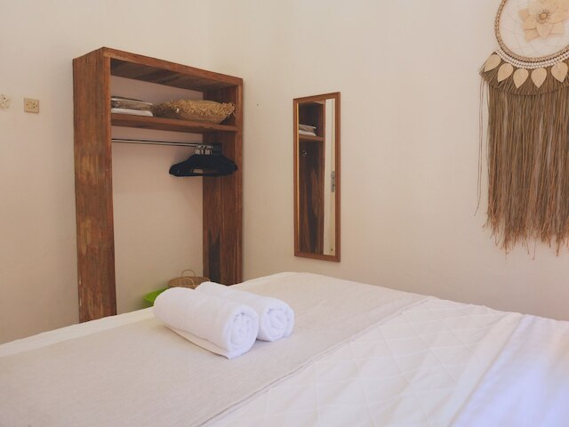 ヴィラ ザ ホワイト ハウス セミニャック