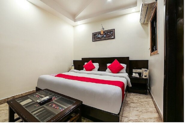 ホテル セブンシーズ オポジット レイルウェイ ステーション