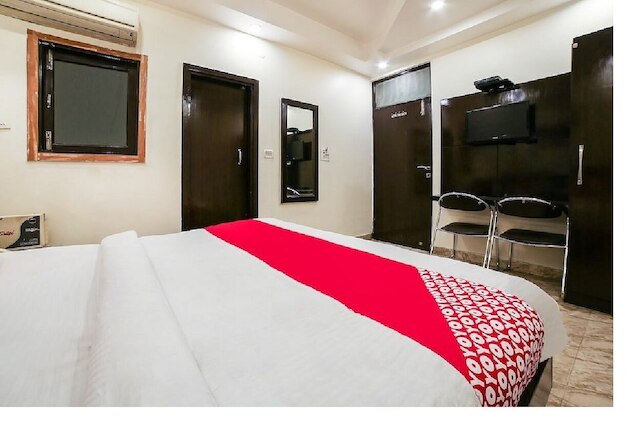 ホテル セブンシーズ オポジット レイルウェイ ステーション