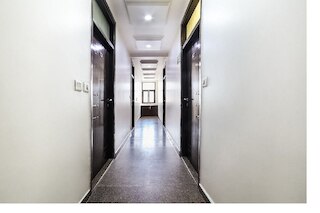 ホテル セブンシーズ オポジット レイルウェイ ステーション