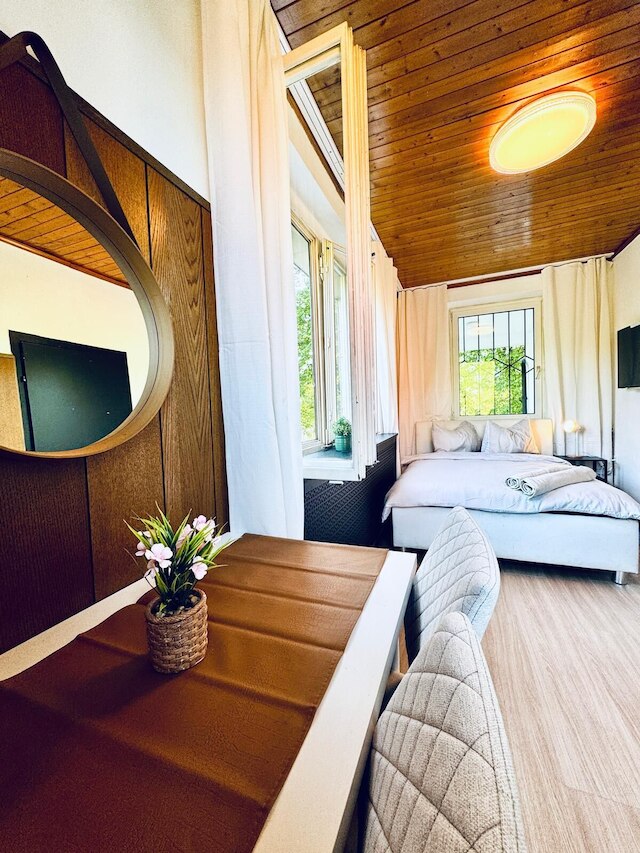 コージー ガーデン ヴィラ ニア ダニューブ フォー 16P