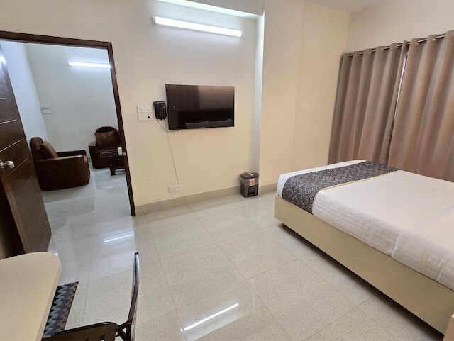 ロイヤル リージェント スイーツ ダッカ