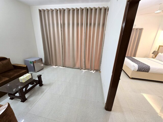 ロイヤル リージェント スイーツ ダッカ